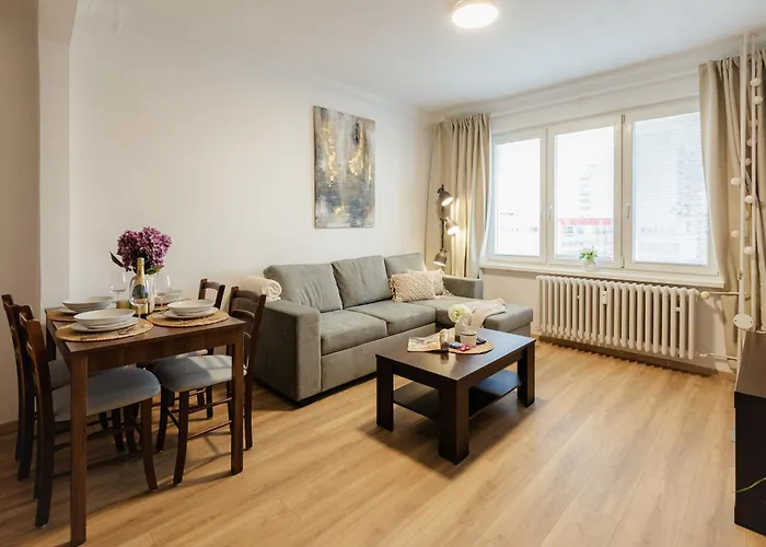 Sklenarova With Balcony Апартаменты