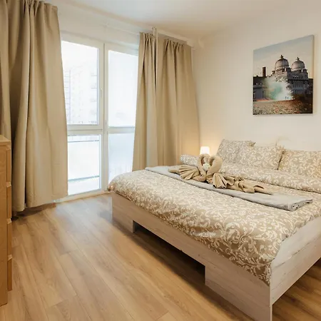 Sklenarova With Balcony Apartament Bratislava